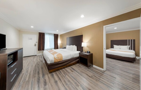 1 bedroom, desk, laptop workspace, blackout curtains