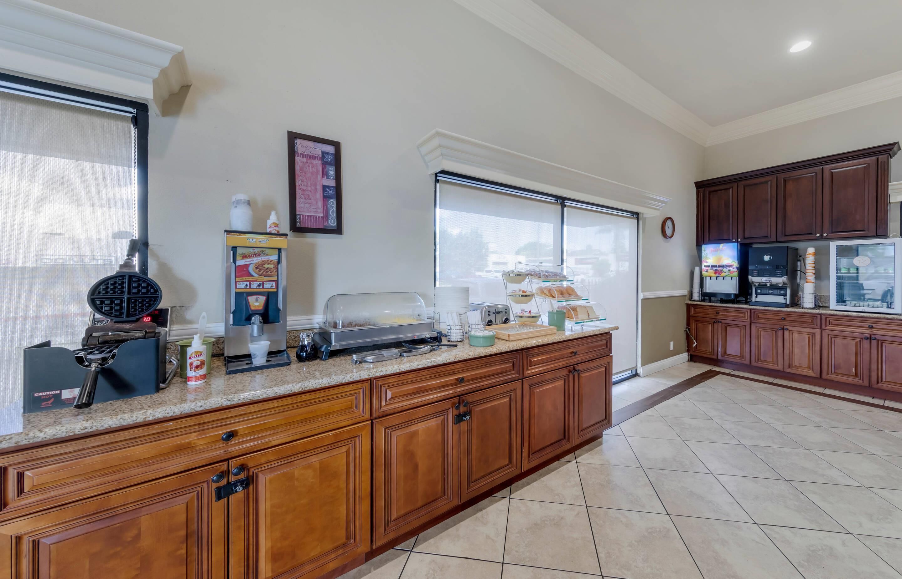 free daily on-the-go breakfast