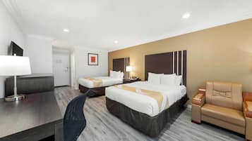 1 bedroom, desk, laptop workspace, blackout drapes
