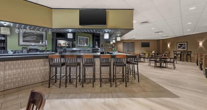 Best Western Plus Madison-Huntsville Hotel