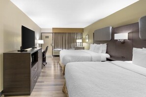Desk, blackout curtains, iron/ironing board, free cots/infant beds - Best Western Plus Madison-Huntsville Hotel (Madison)