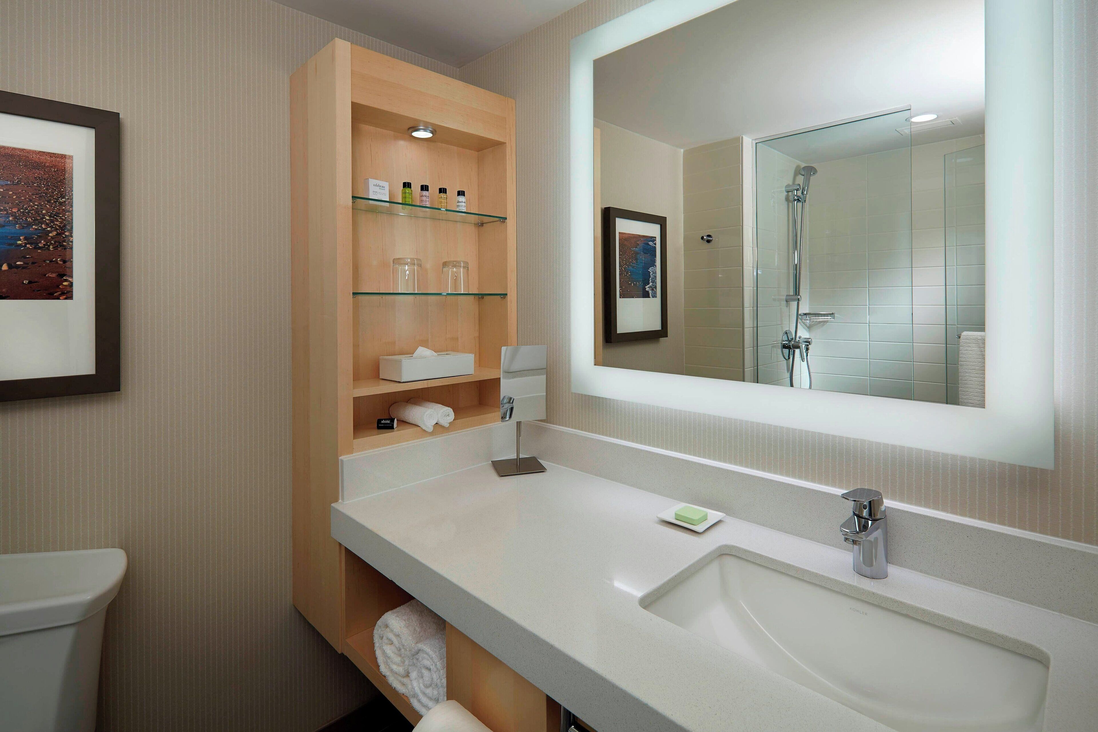 room, 2 queen beds | bathroom | combined shower/bathtub, designer toiletries, hair dryer, towels