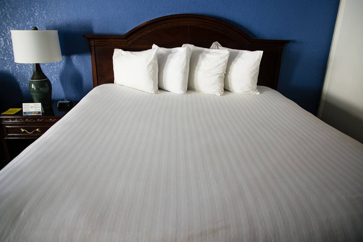 In-room safe, blackout drapes, iron/ironing board, cribs (surcharge)