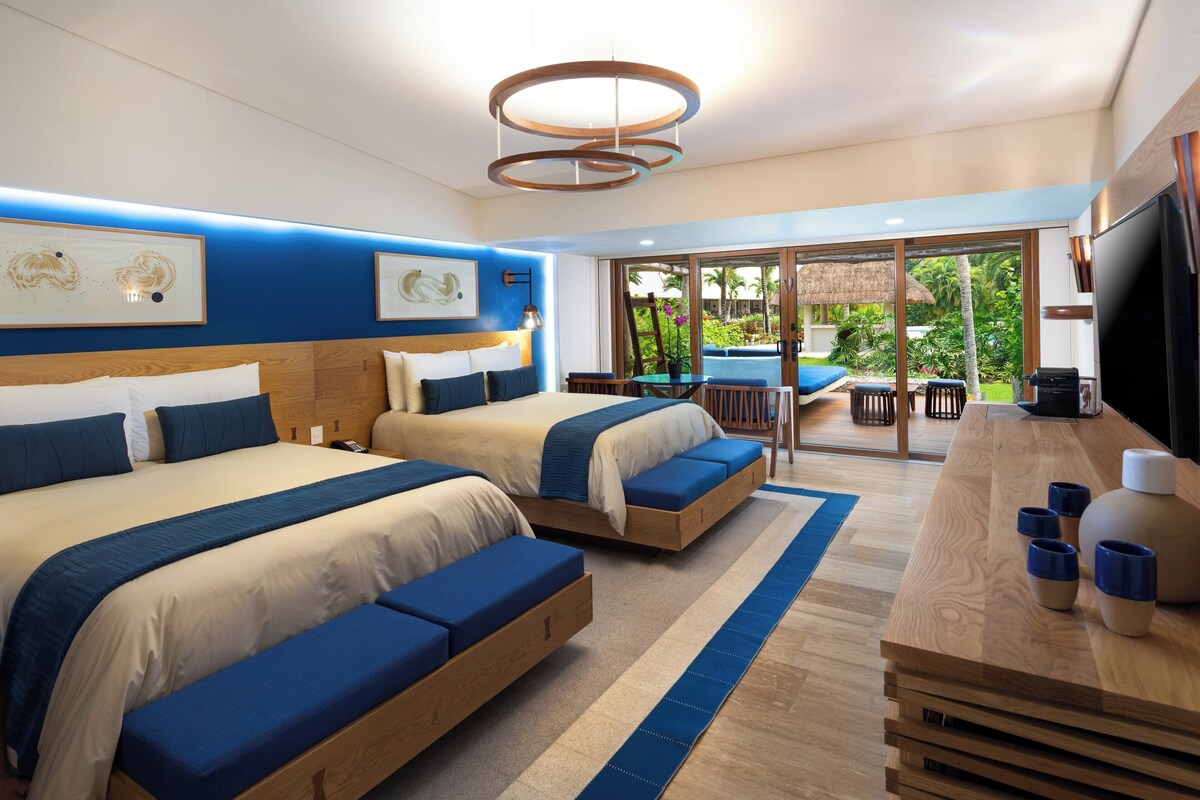 Premium Room, 2 Queen Beds, Pool Access | Egyptian cotton sheets, premium bedding, down duvets, minibar