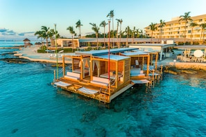 4 restaurants, Italian cuisine