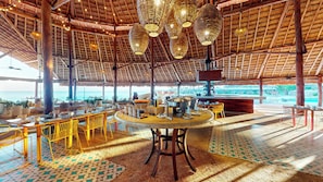 4 restaurants, Italian cuisine