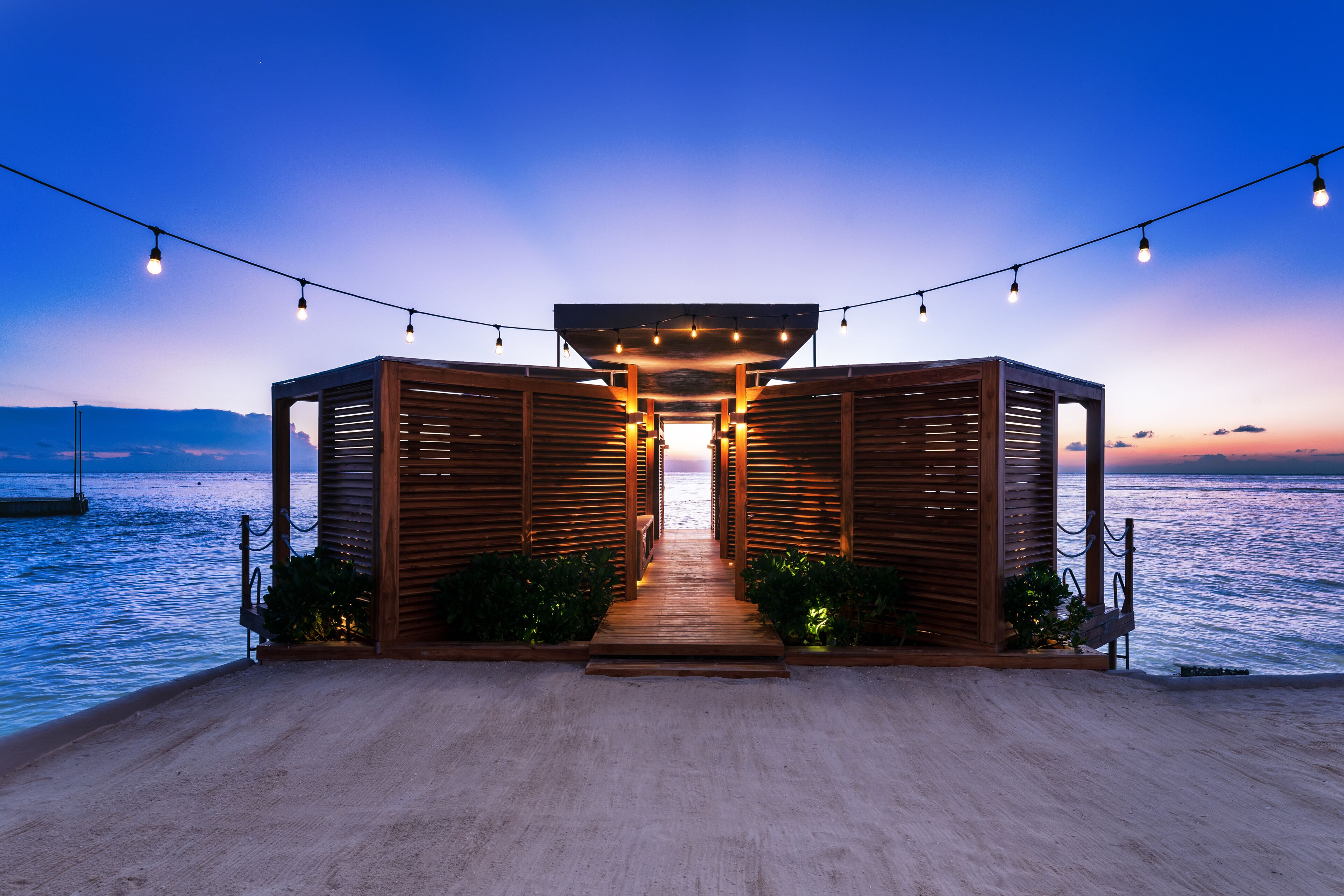 4 restaurants, Italian cuisine