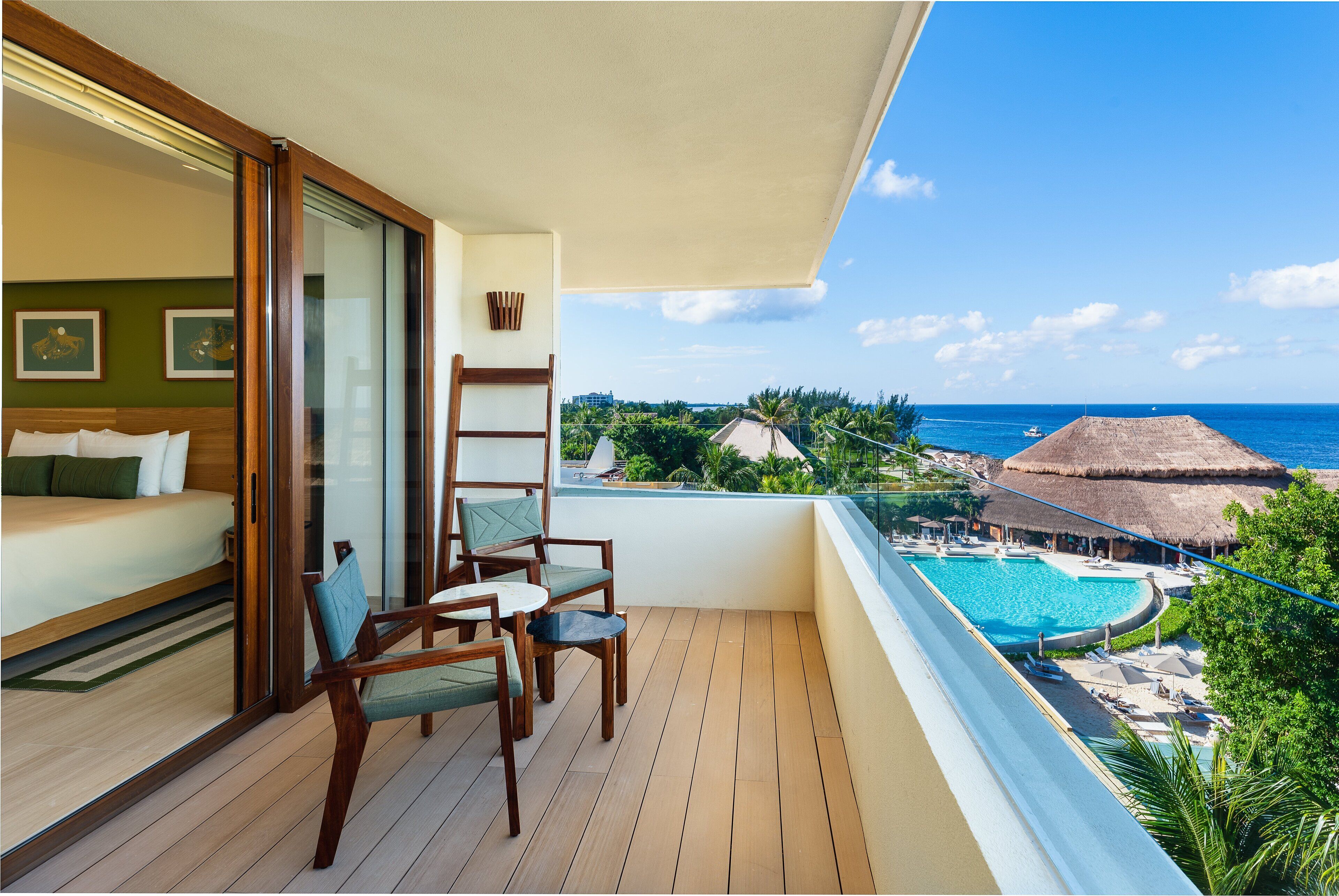 Suite junior, 1 cama King size, vista al océano | Servicios de la habitación