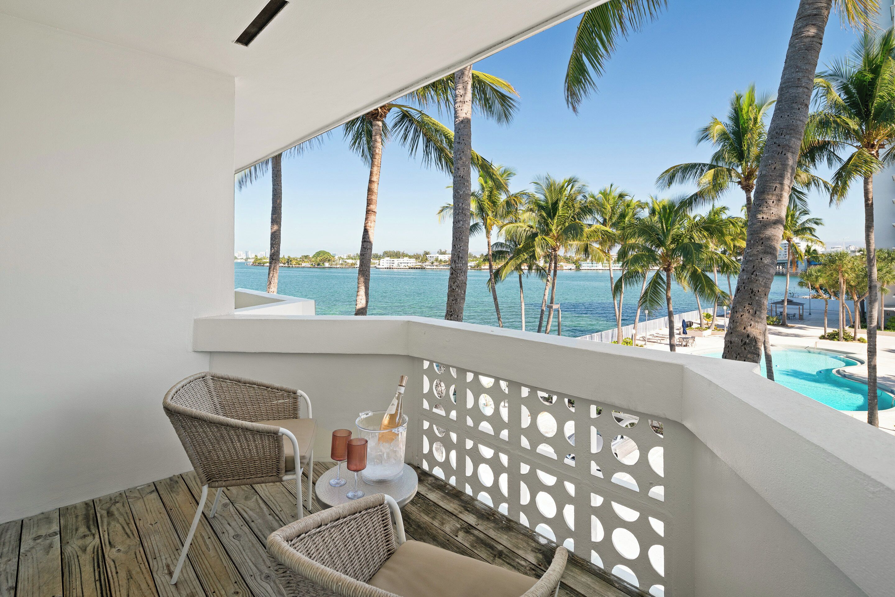 Superior Double Room, Balcony | Balcony