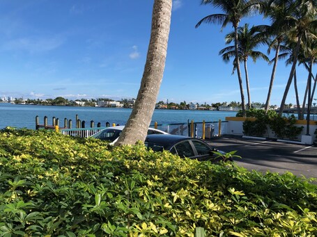 North Bay Inn Miami - Image 28