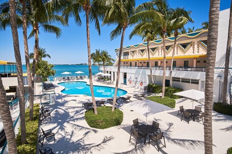 North Bay Inn Miami - Image 8