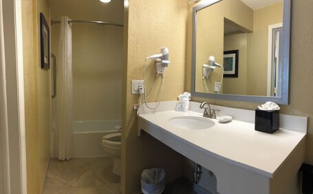 North Bay Inn Miami - Image 12