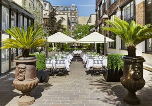Courtyard - Les Jardins du Marais (Paris)
