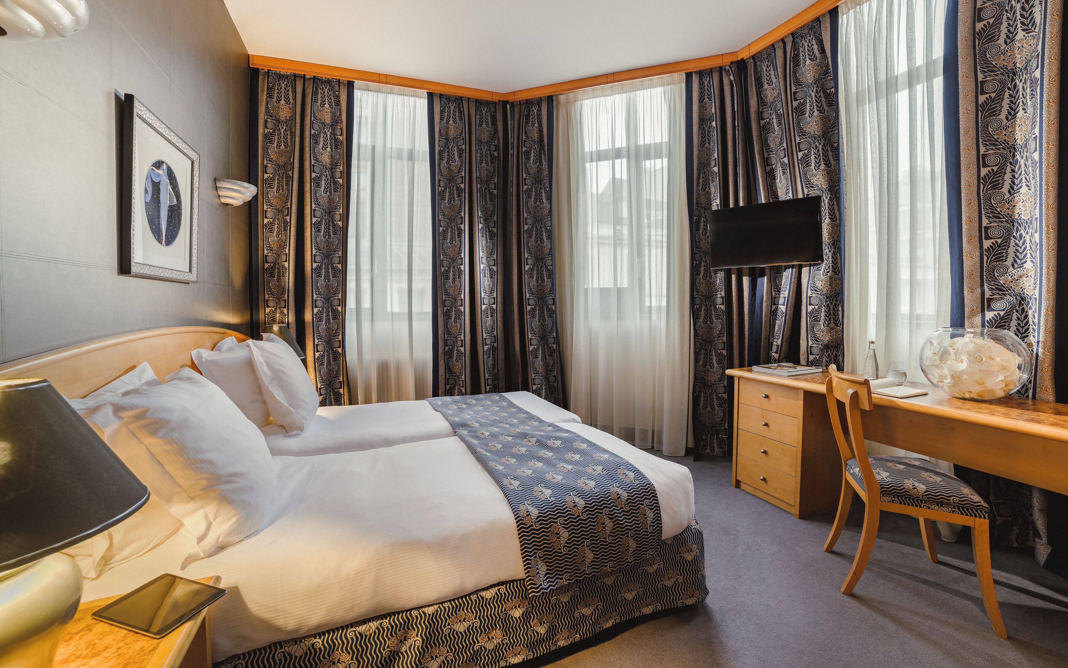 Premium bedding, in-room safe, desk, blackout curtains