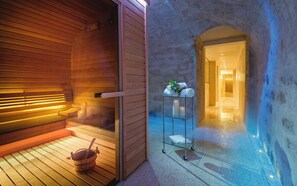 Body treatments, body scrubs, facials, 3 treatment rooms - Les Jardins du Marais (Paris)