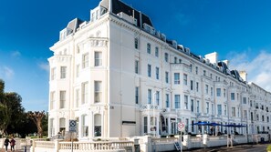 Exterior - voco The Clifton Folkestone by IHG (Folkestone)