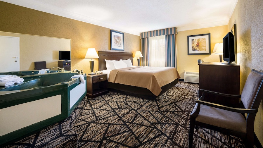 Quality Inn & Suites Fairgrounds