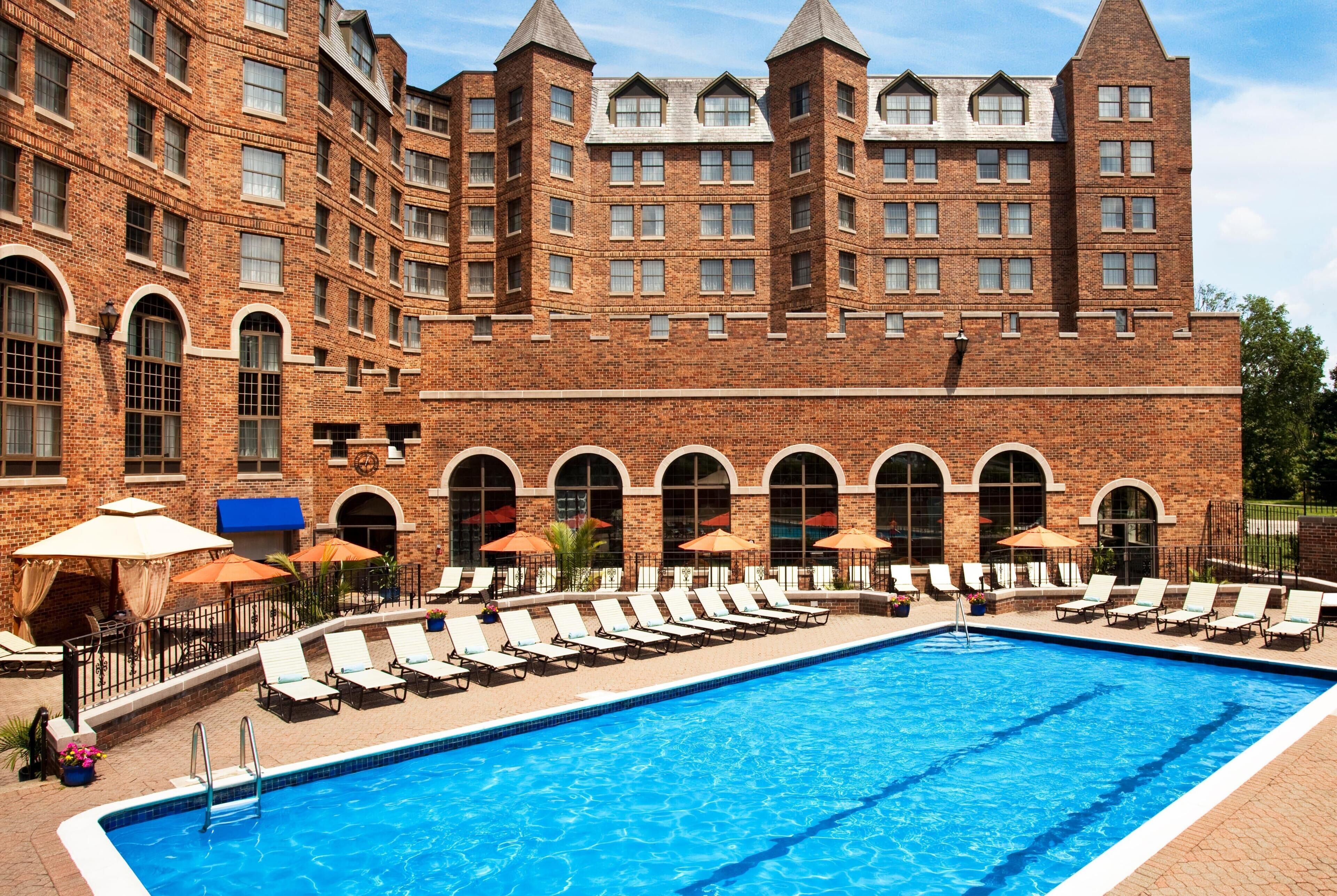 Indoor pool, outdoor pool