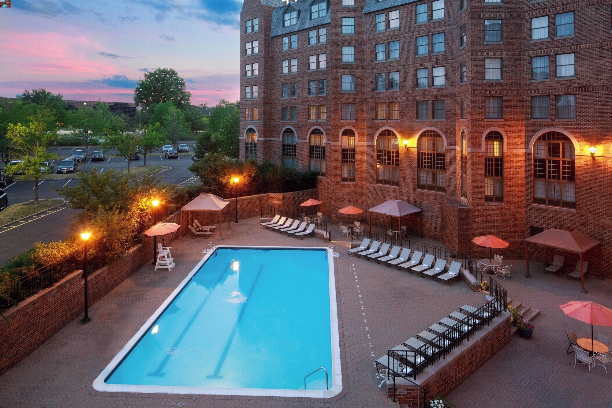 4 Star Hotels