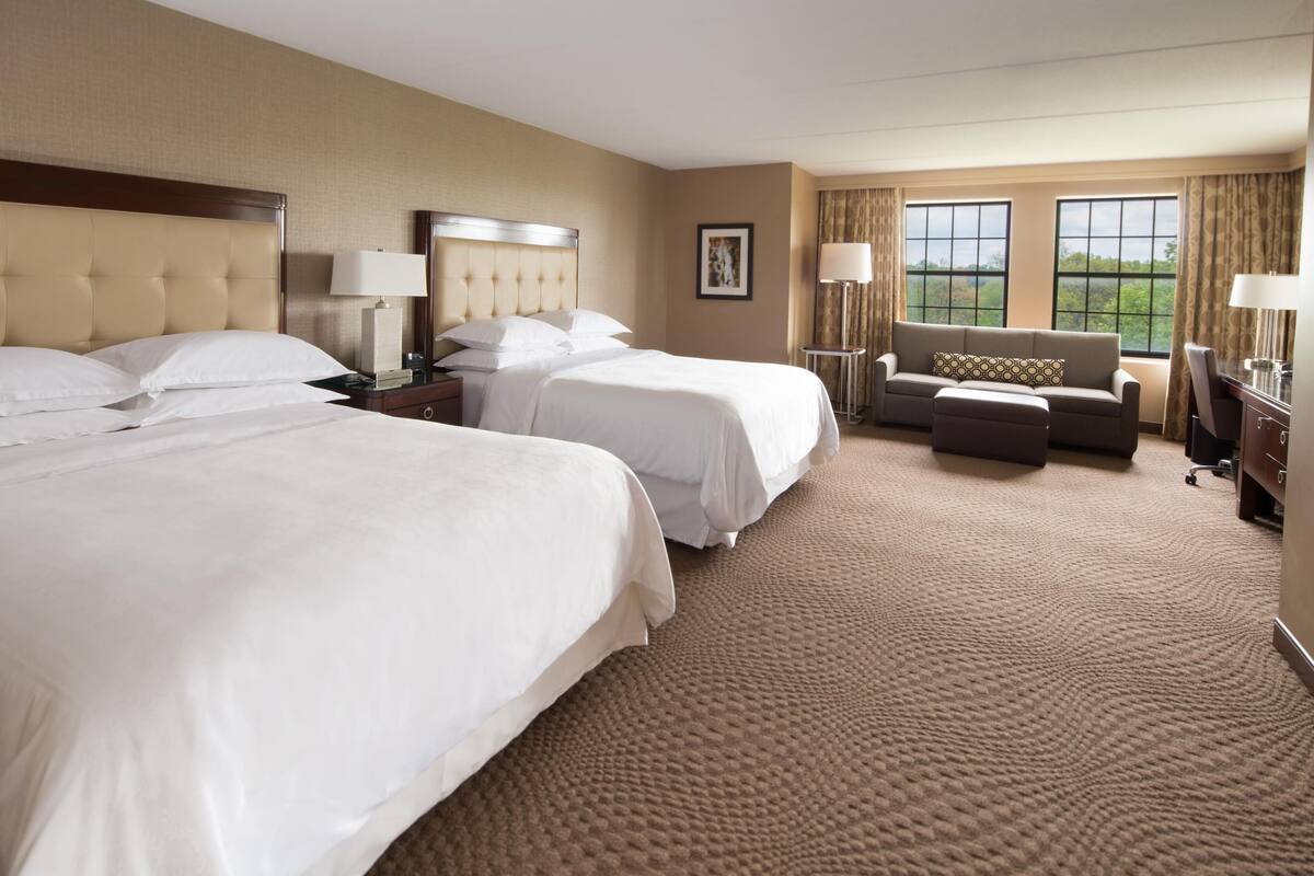 Hypo-allergenic bedding available, in-room safe, desk, laptop workspace