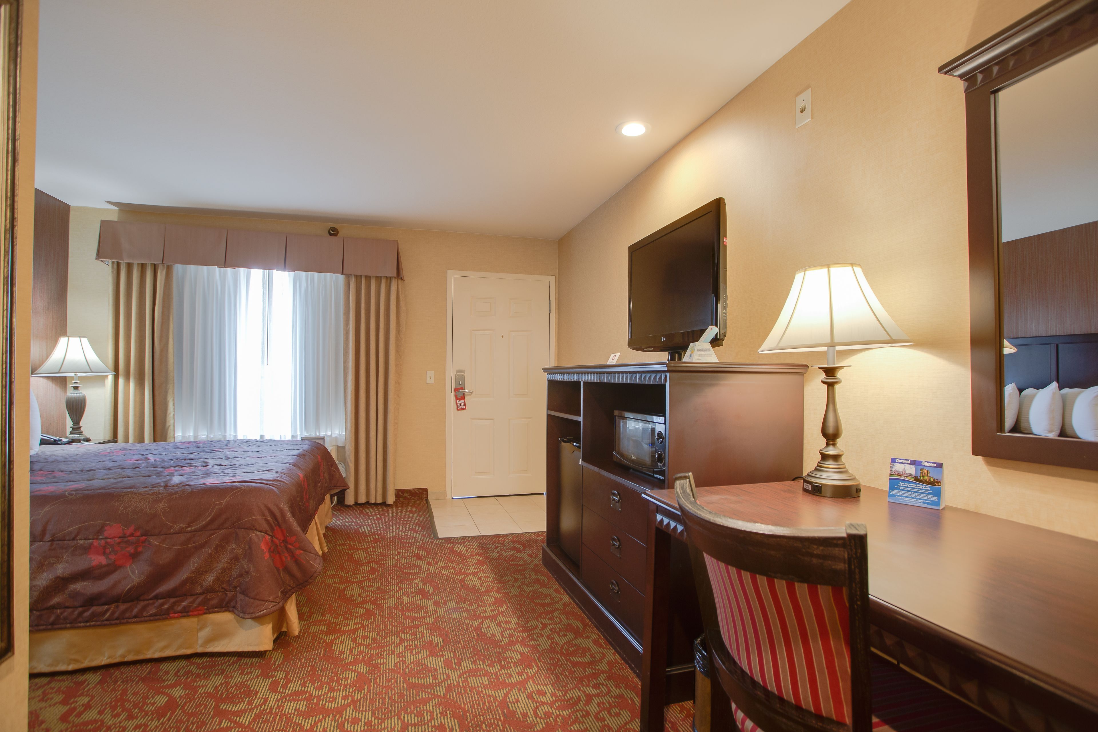 family suite, 2 bedrooms | desk, blackout curtains, soundproofing, cots/infant beds