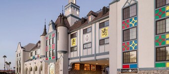 Castle Inn and Suites