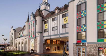 Castle Inn and Suites