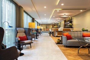 Lounge - La Clef Tour Eiffel Paris by The Crest Collection (Paris)