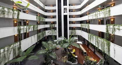 Novotel Darwin CBD