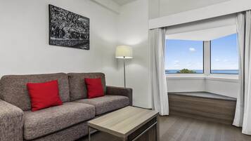 Superior Room, 1 Queen Bed, Harbour View