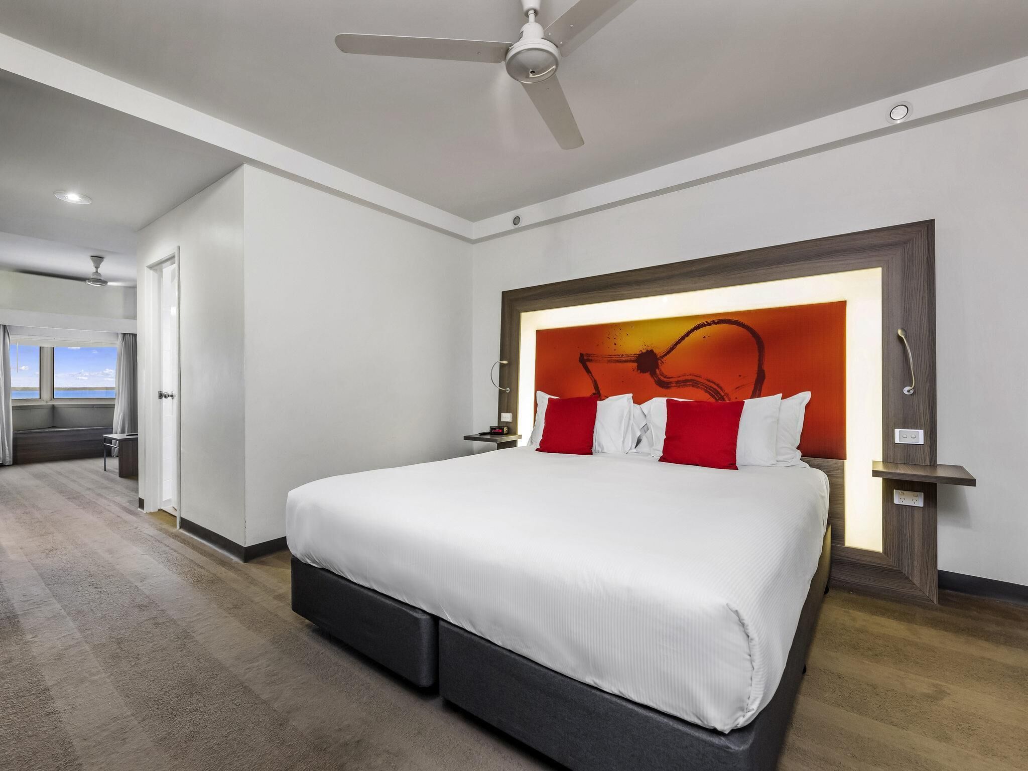 Junior Suite, 1 King Bed, Harbour View