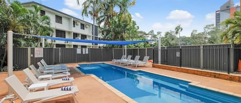 Kuntoallas / pitkä uima-allas