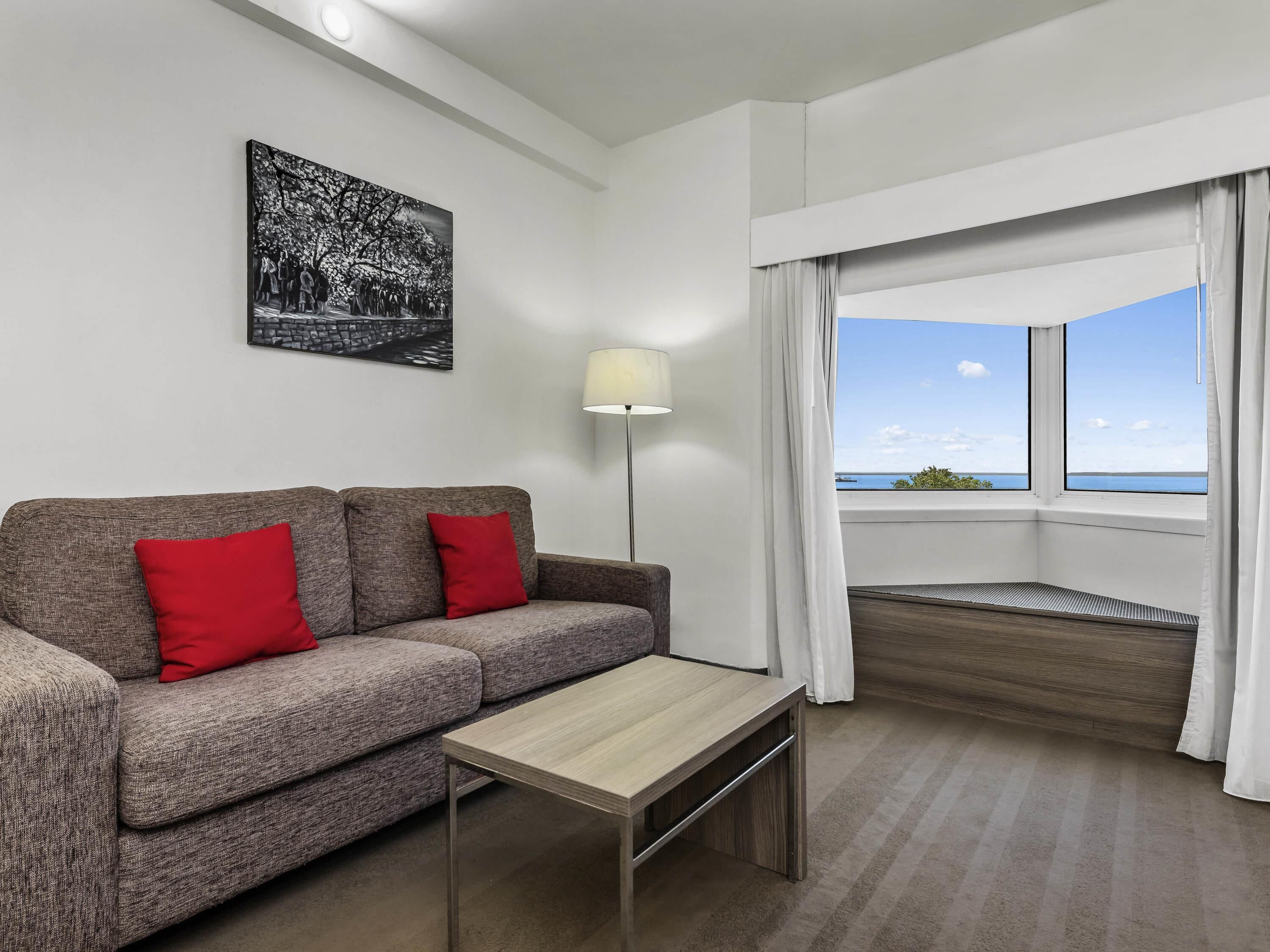 Superior Room, 1 Queen Bed, Harbour View
