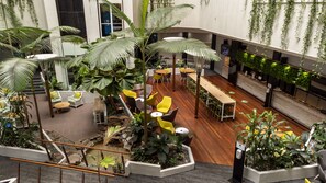 Lobby lounge, garden views, open daily