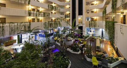 Novotel Darwin CBD