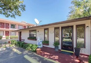 Overnatningsstedets facade