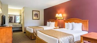 The Parkwood Inn & Suites