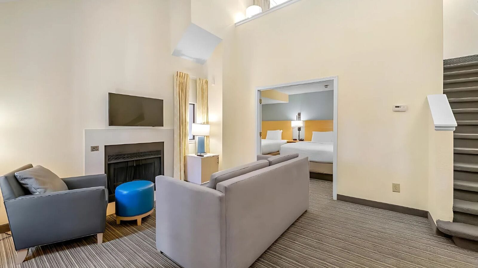 Suite, 2 Bedrooms, Fireplace (Loft) | Living area | 55-inch flat-screen TV with digital channels, Netflix, Hulu