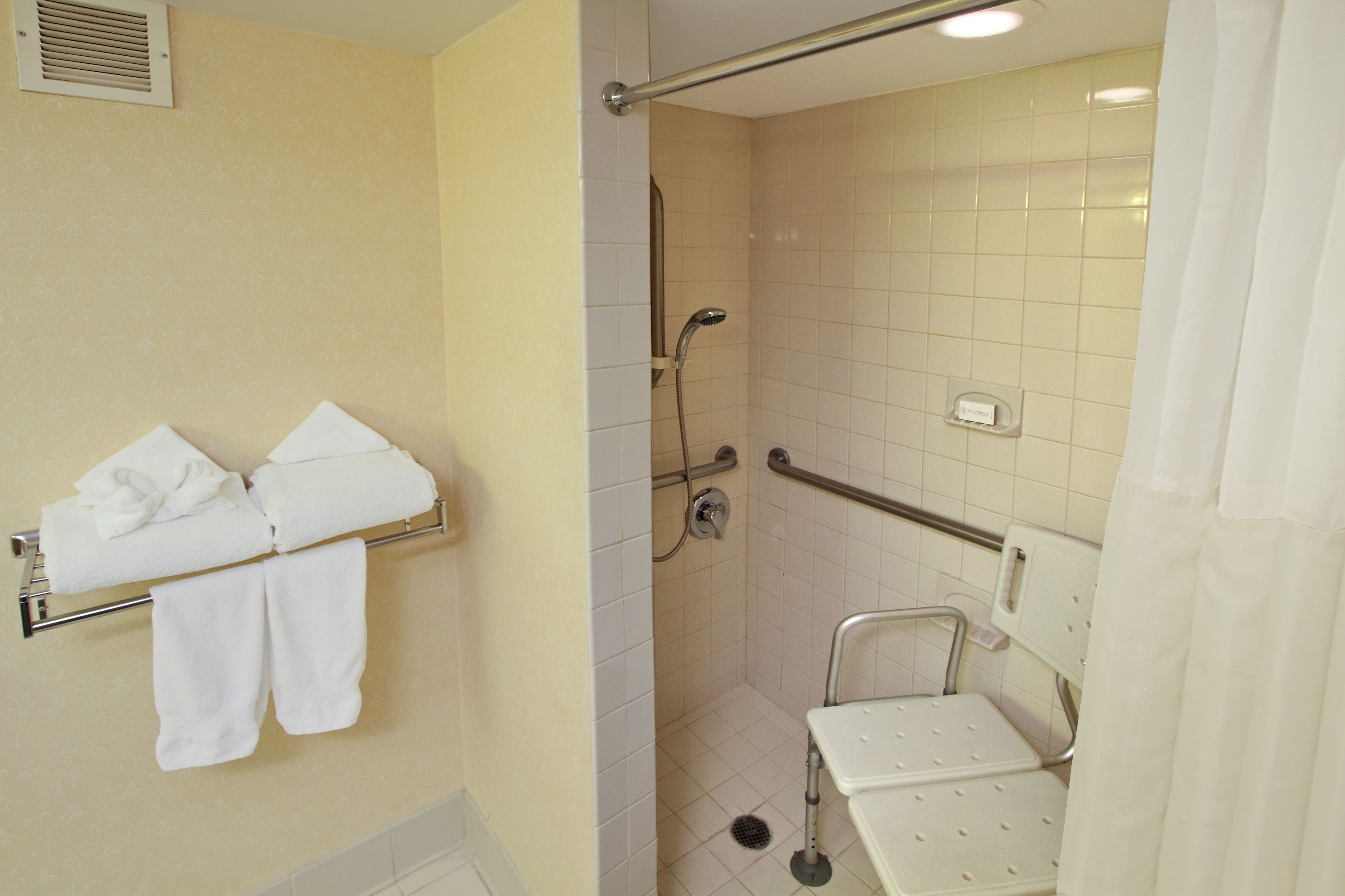 Foto - DoubleTree by Hilton Mahwah