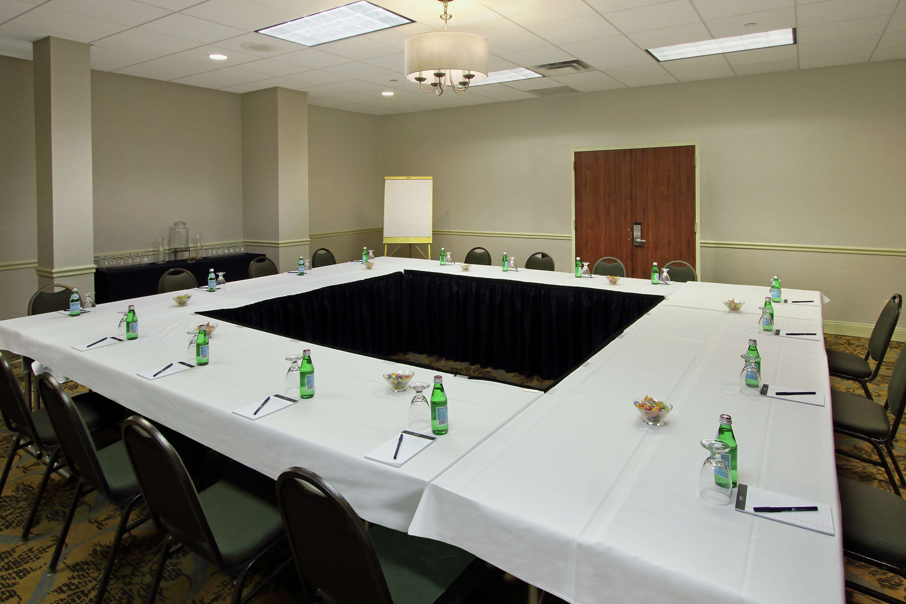 Foto - DoubleTree by Hilton Mahwah
