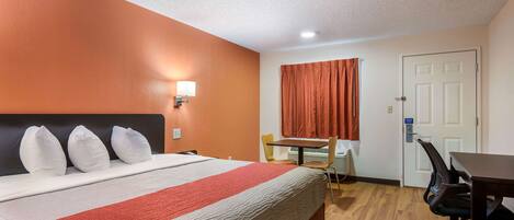 Schreibtisch, Verdunkelungsvorhänge, kostenloses WLAN, Bettwäsche