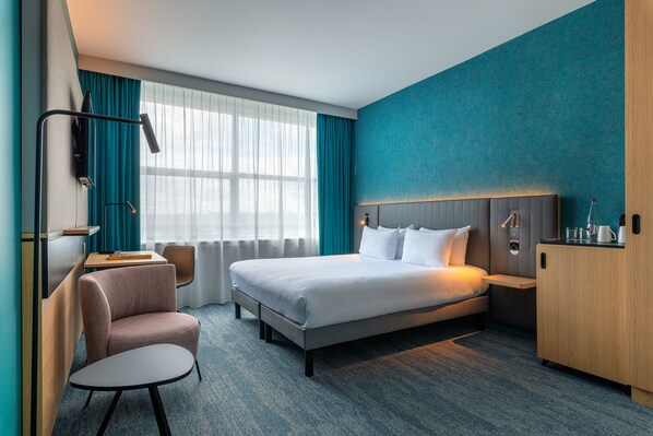 Minibar, in-room safe, individually decorated, individually furnished