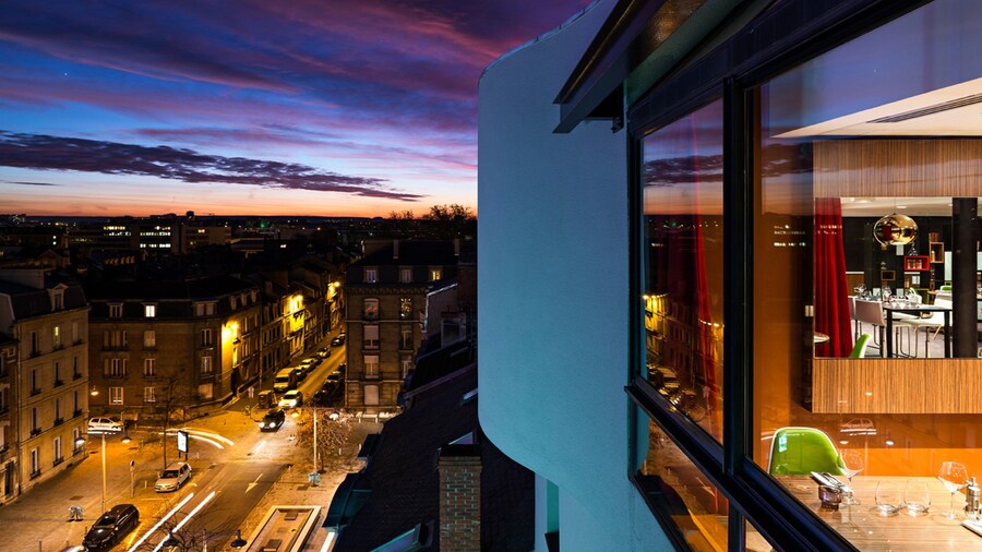Holiday Inn Reims Centre by IHG (Chambres Rénovées)