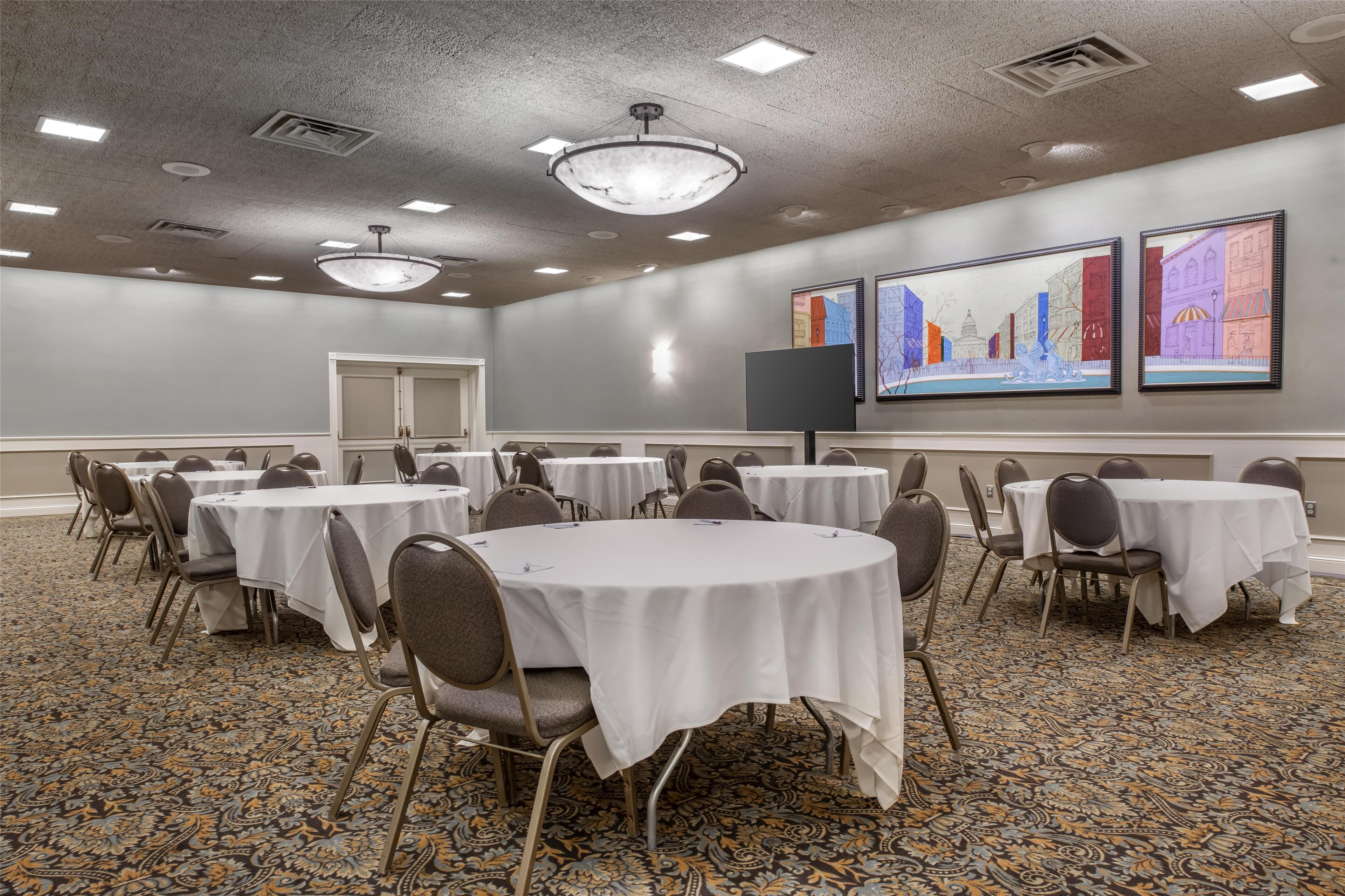 Photo - Best Western Plus The Normandy Inn & Suites
