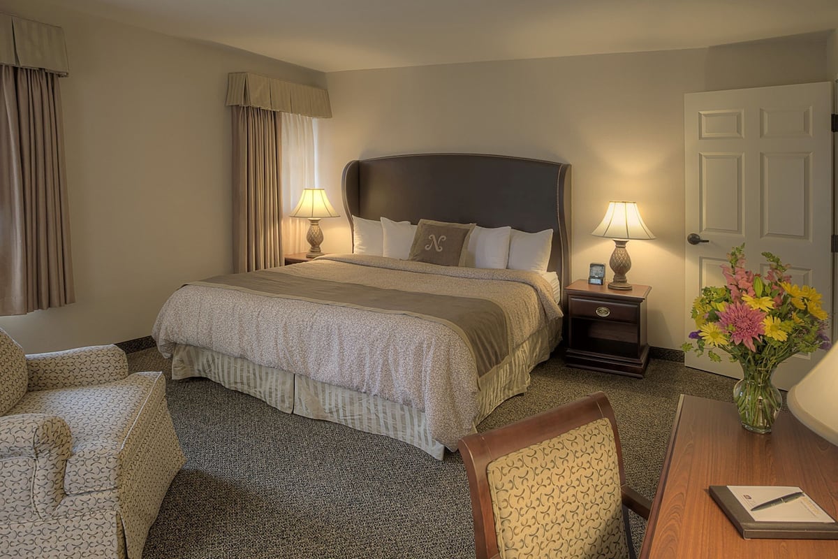 premium bedding, pillow-top beds, in-room safe, blackout curtains