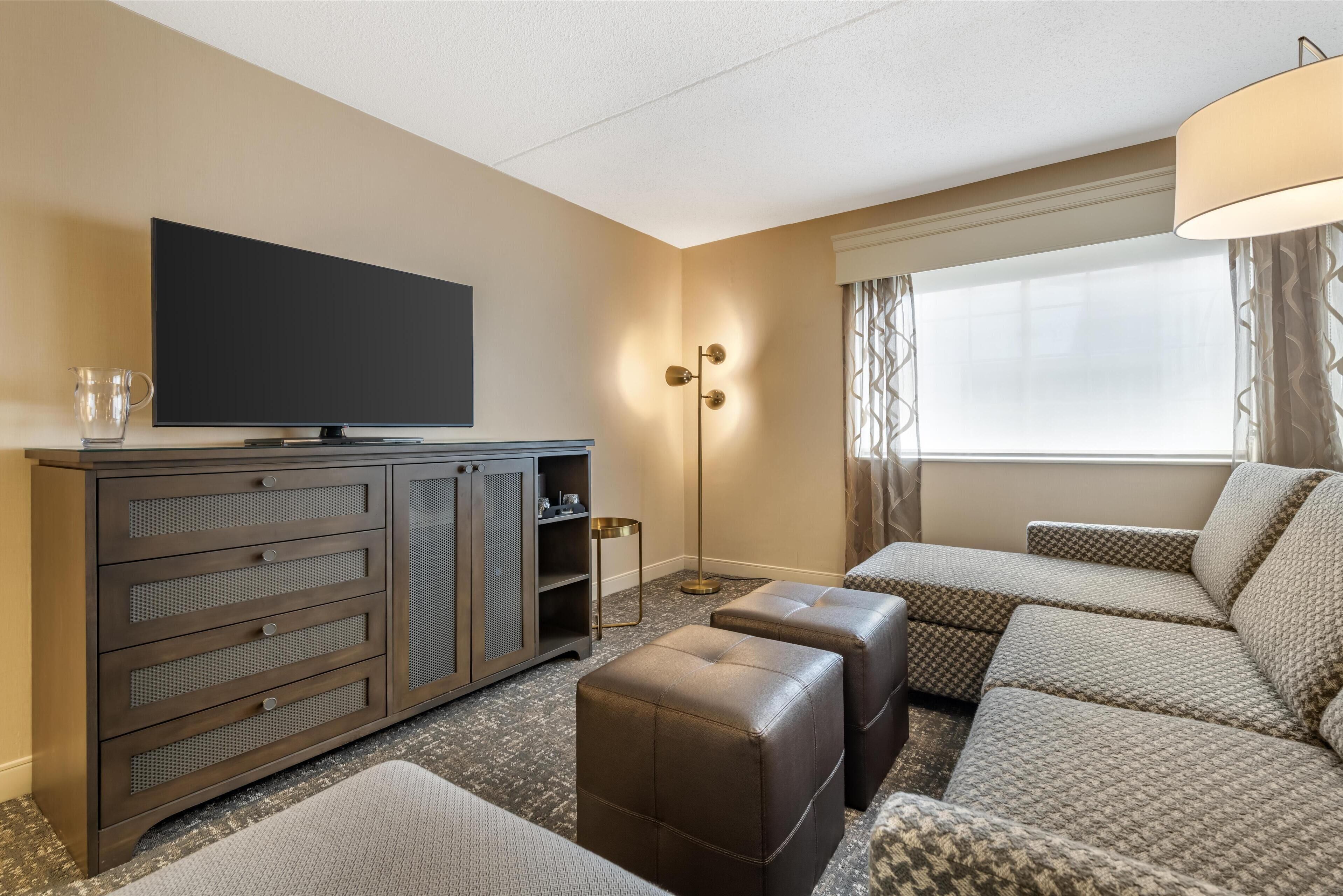 suite, 1 king bed, non smoking, refrigerator & microwave (with sofabed) | premium bedding, pillow-top beds, in-room safe, blackout curtains