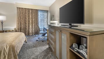 Standard Room, 2 Double Beds, Non Smoking, Poolside | Premium bedding, pillowtop beds, in-room safe, blackout drapes