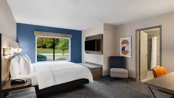 Standard Room, 1 King Bed (Walk-In Shower) | 1 bedroom, hypo-allergenic bedding, desk, iron/ironing board