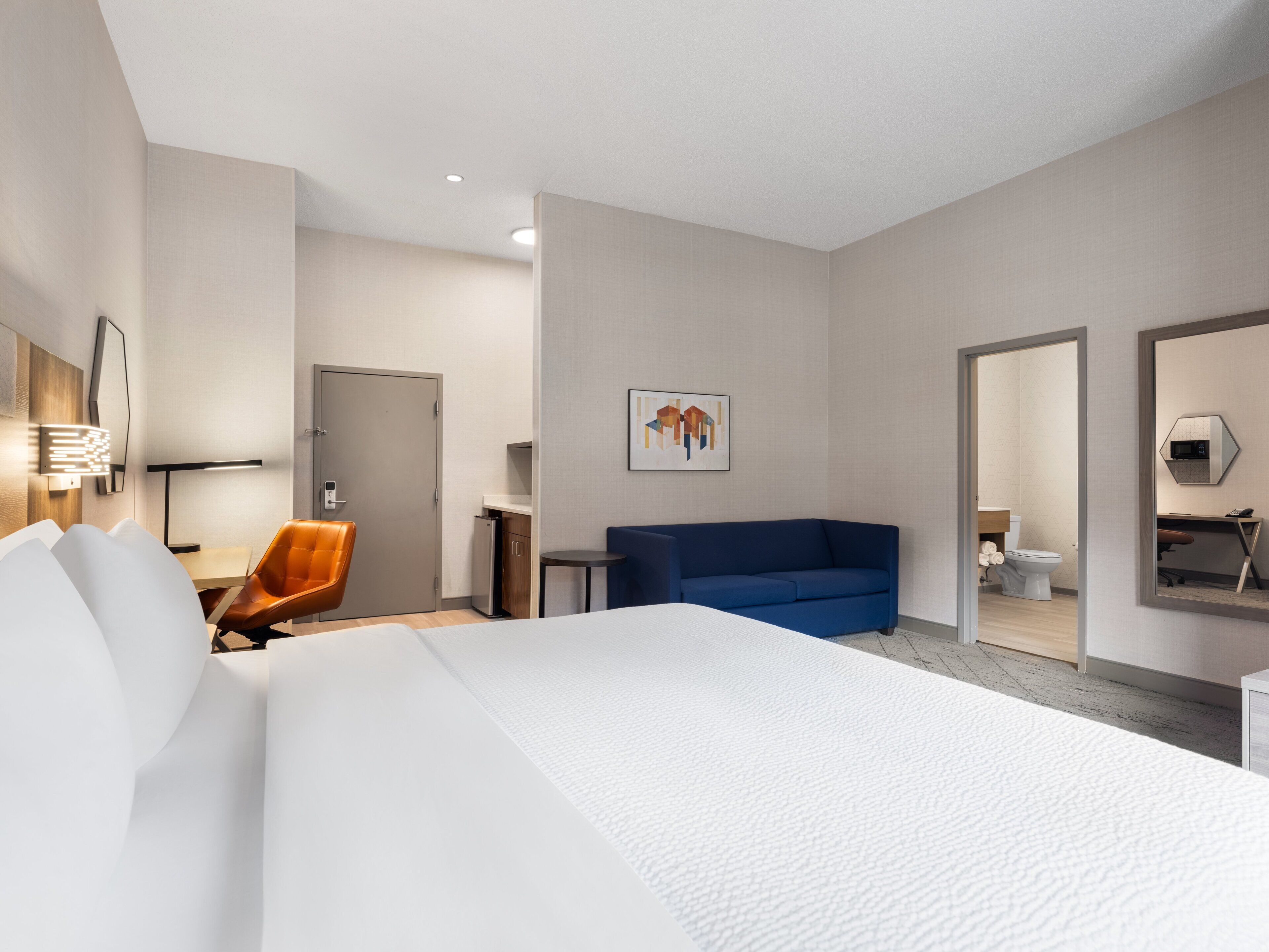 hypo-allergenic bedding, desk, iron/ironing board, free cots/infant beds