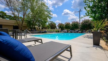 Outdoor pool, sun loungers